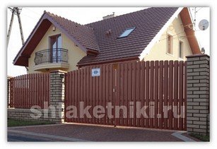 Штакетник для забора под дерево в Санкт-Петербурге